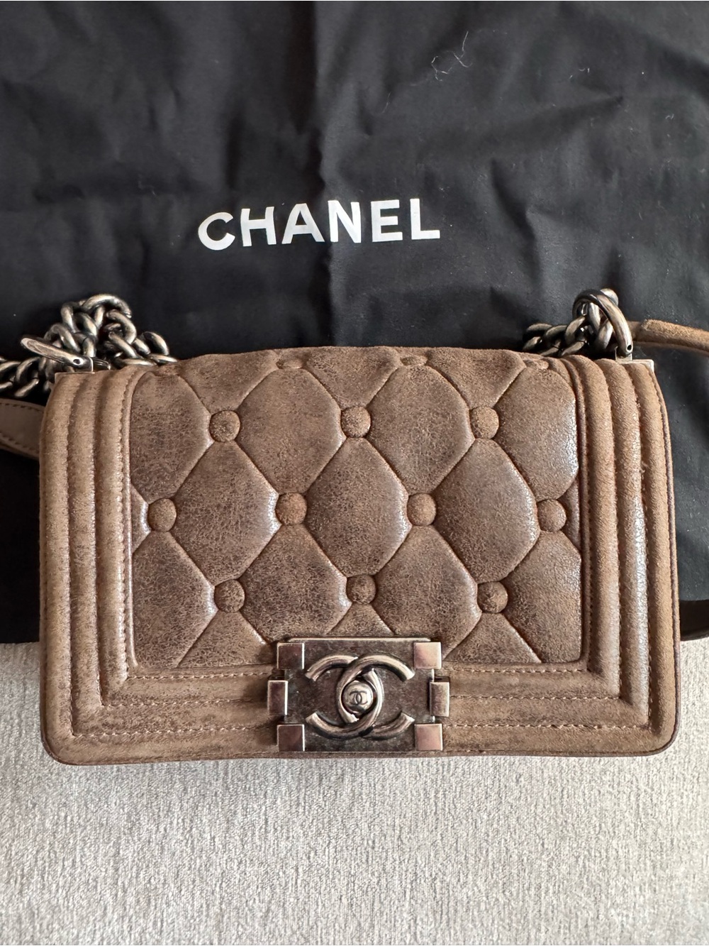 Vintage Chanel crossbody small leboy